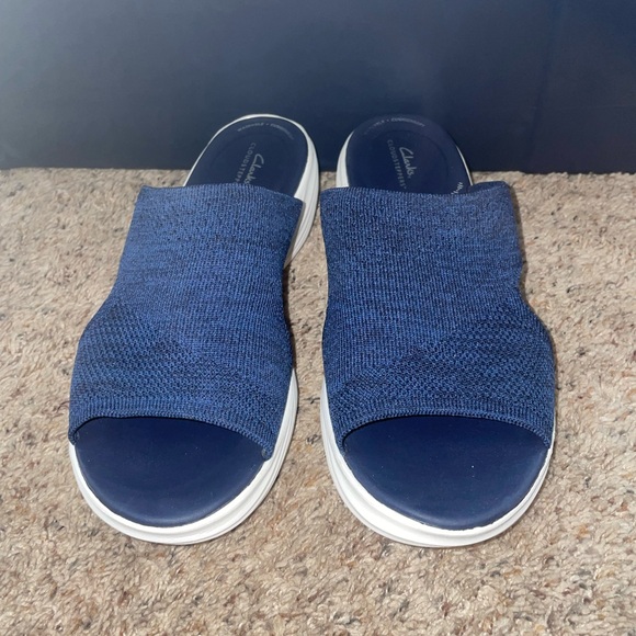 Clarks 10 M Navy Blue Cloudsteppers Marin Women's Wedge Comfort Sandals Shoes - Picture 2 of 5